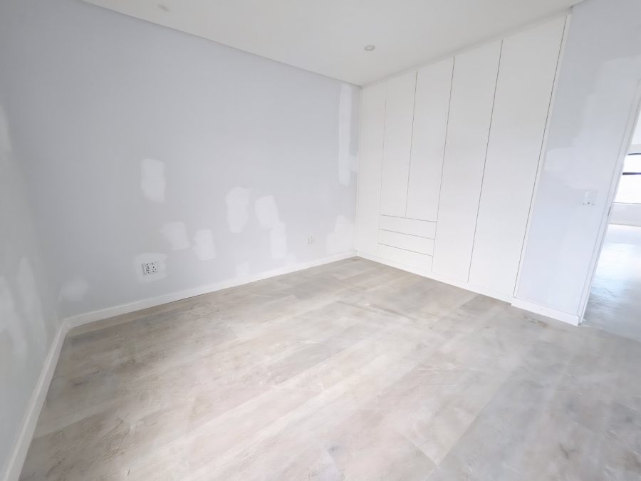 5 Bedroom Property for Sale in Sandown Western Cape